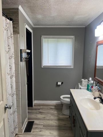 1501 Creekside Drive, Paducah, KY 42003