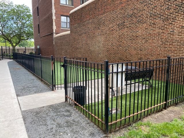 3950 N Lake Shore Drive 205A, Chicago, IL 60613