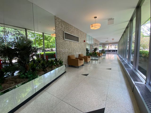 3950 N Lake Shore Drive 205A, Chicago, IL 60613