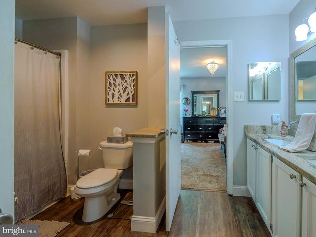 44 EUSDEN DR, Aston, PA 19014