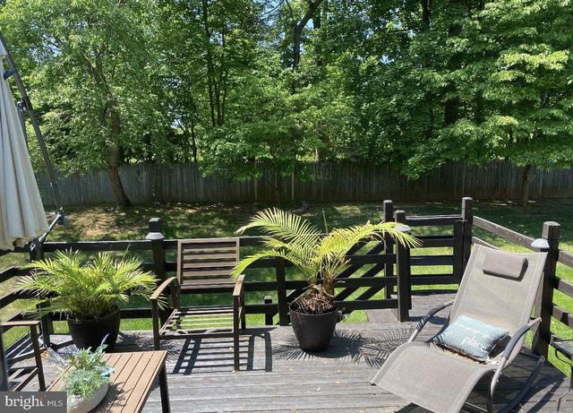44 EUSDEN DR, Aston, PA 19014
