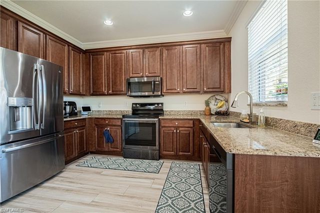 11031 Yellow Poplar DR, Fort Myers, FL 33913