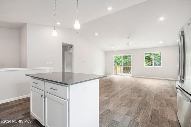 1481 Lee Ann Avenue, Defiance, OH 43512