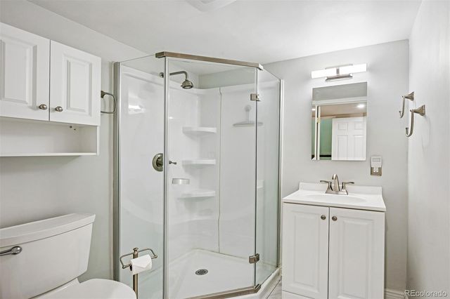 6697 S Forest Way E, Centennial, CO 80121