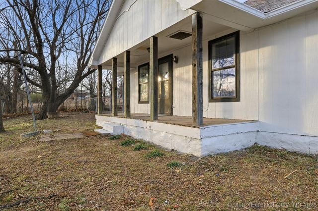 147 E Dale Street, Drumright, OK 74030