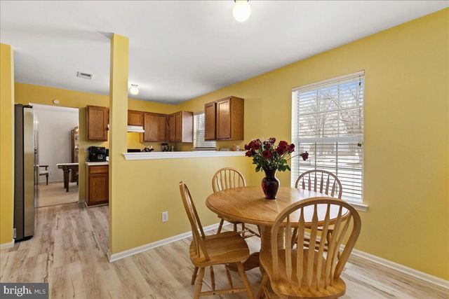 23 SUNDEW DR, Trenton, NJ 08638