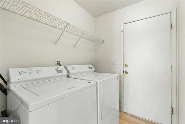 23 SUNDEW DR, Trenton, NJ 08638