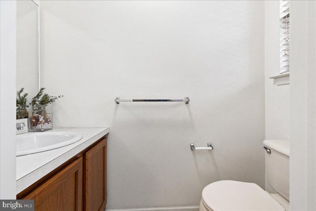 23 SUNDEW DR, Trenton, NJ 08638