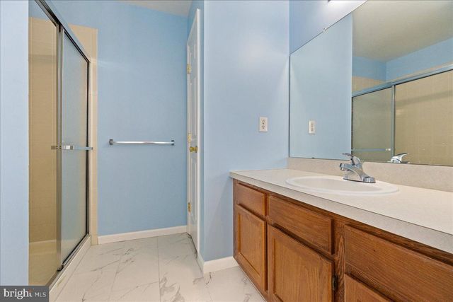 23 SUNDEW DR, Trenton, NJ 08638