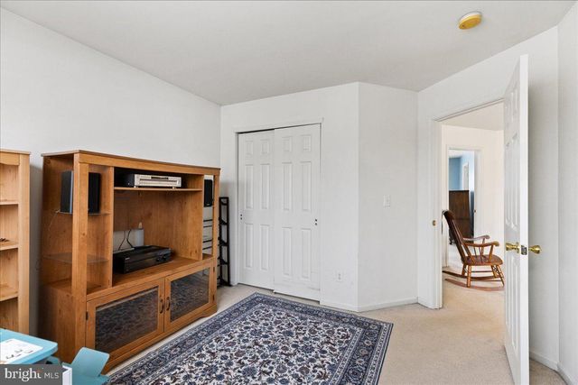 23 SUNDEW DR, Trenton, NJ 08638