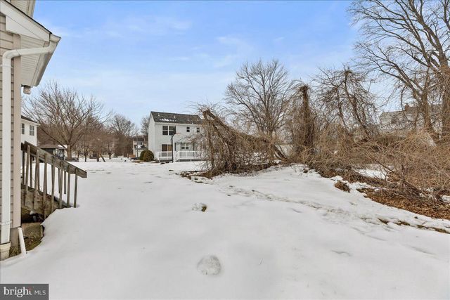 23 SUNDEW DR, Trenton, NJ 08638