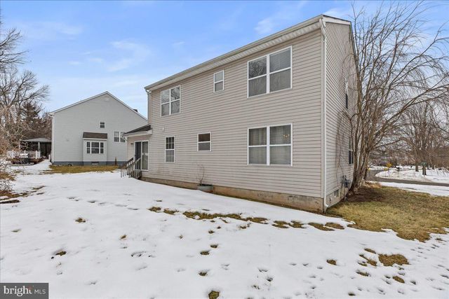 23 SUNDEW DR, Trenton, NJ 08638