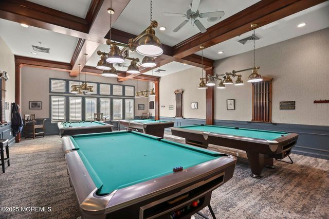 28 Pond View Circle, Barnegat, NJ 08005