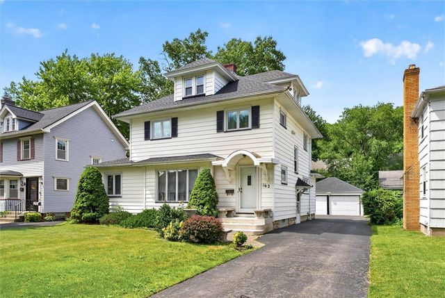 162 Belcoda Dr, Irondequoit, NY 14617
