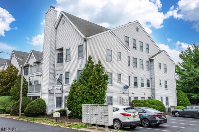 117 Quartz Ln 117, Paterson City, NJ 07501