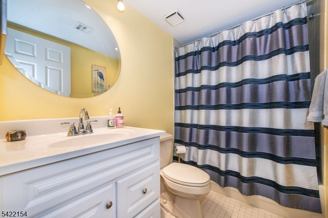 117 Quartz Ln 117, Paterson City, NJ 07501