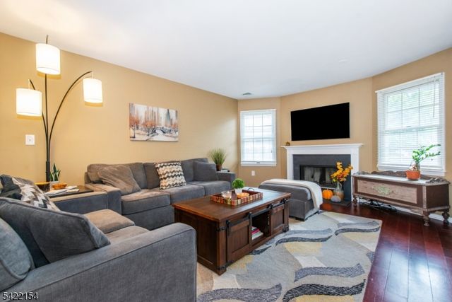 117 Quartz Ln 117, Paterson City, NJ 07501