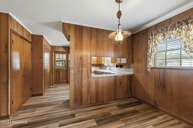 227 Meadow Lane, Lafayette, LA 70506