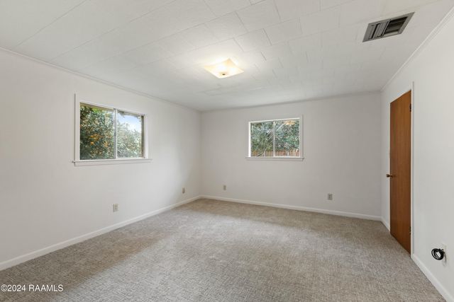 227 Meadow Lane, Lafayette, LA 70506