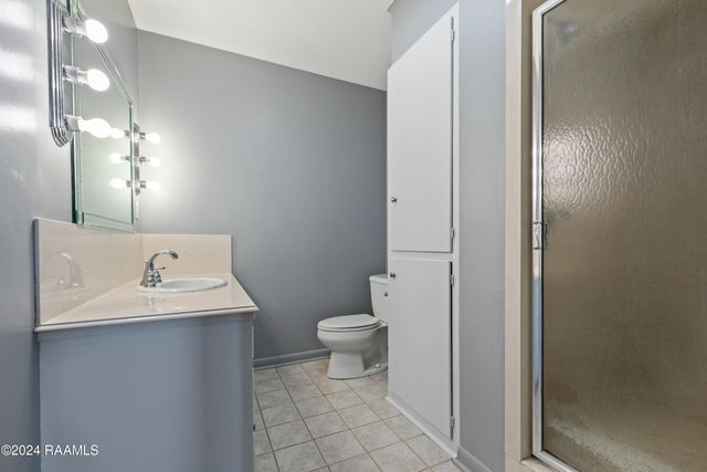 227 Meadow Lane, Lafayette, LA 70506