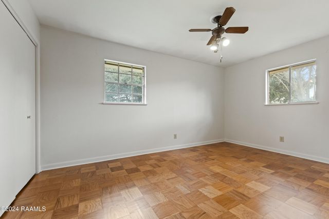 227 Meadow Lane, Lafayette, LA 70506