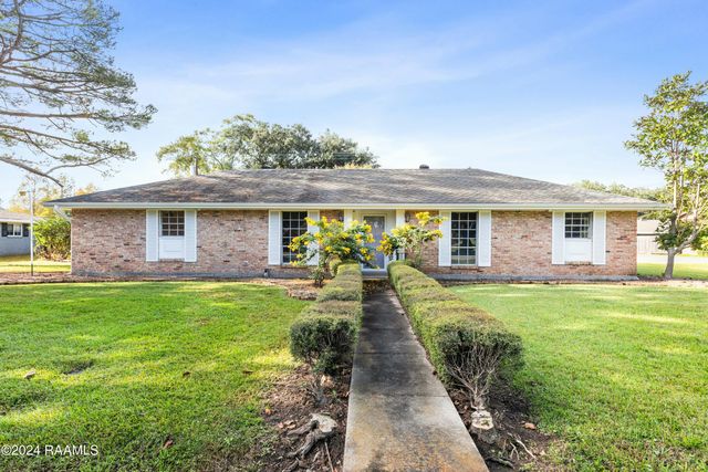 227 Meadow Lane, Lafayette, LA 70506