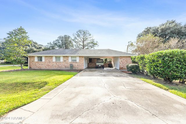 227 Meadow Lane, Lafayette, LA 70506