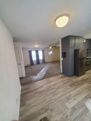 601 E Swan Street, Lacygne, KS 66040