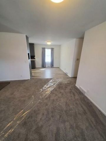 601 E Swan Street, Lacygne, KS 66040