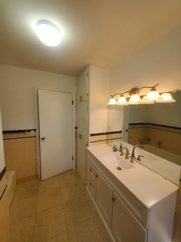 601 E Swan Street, Lacygne, KS 66040