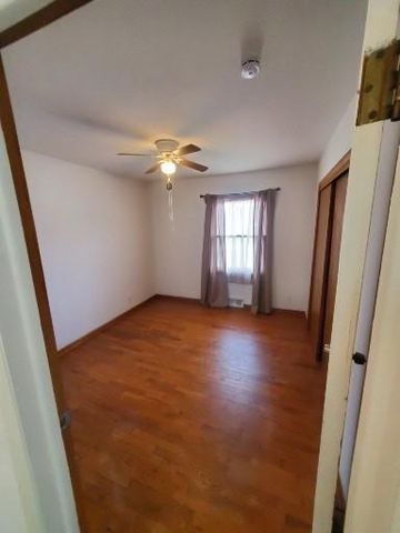 601 E Swan Street, Lacygne, KS 66040