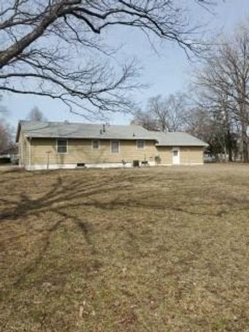 601 E Swan Street, Lacygne, KS 66040