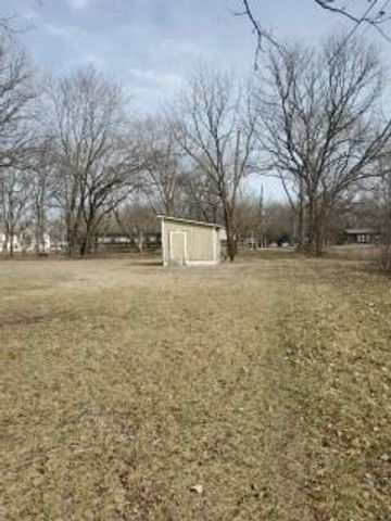 601 E Swan Street, Lacygne, KS 66040