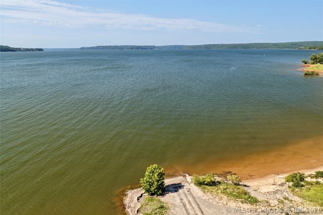 15 Elm, Eufaula, OK 74432