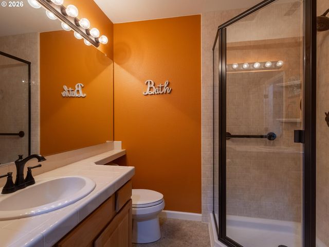 8718 Ne 17TH St, Vancouver, WA 98664