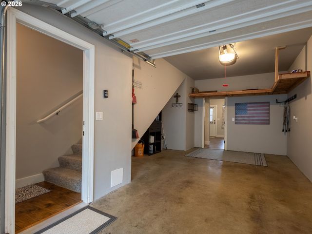 8718 Ne 17TH St, Vancouver, WA 98664