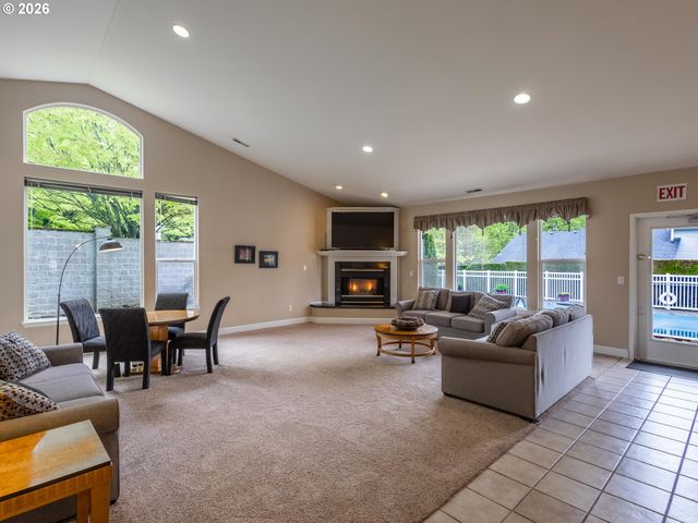 8718 Ne 17TH St, Vancouver, WA 98664