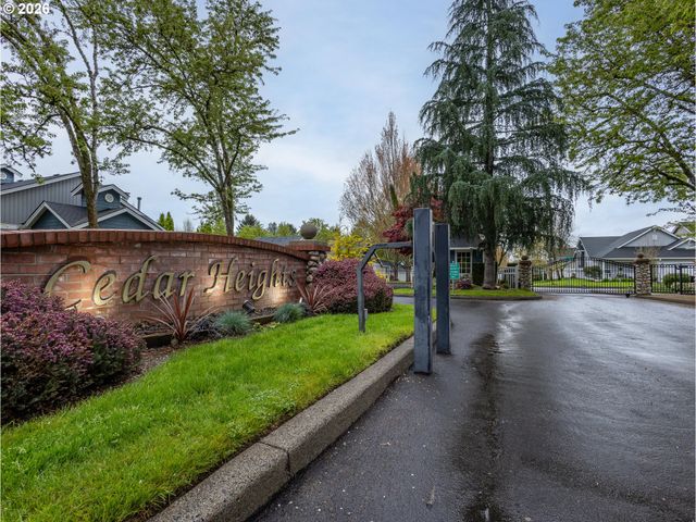 8718 Ne 17TH St, Vancouver, WA 98664