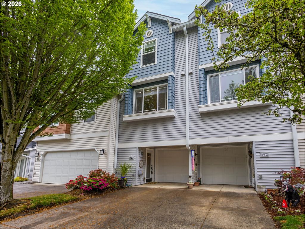 8718 Ne 17TH St, Vancouver, WA 98664