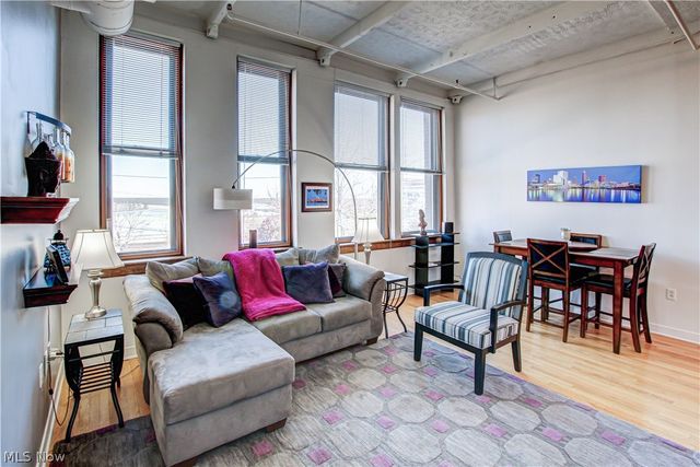 1133 W 9th Street 206, Cleveland, OH 44113