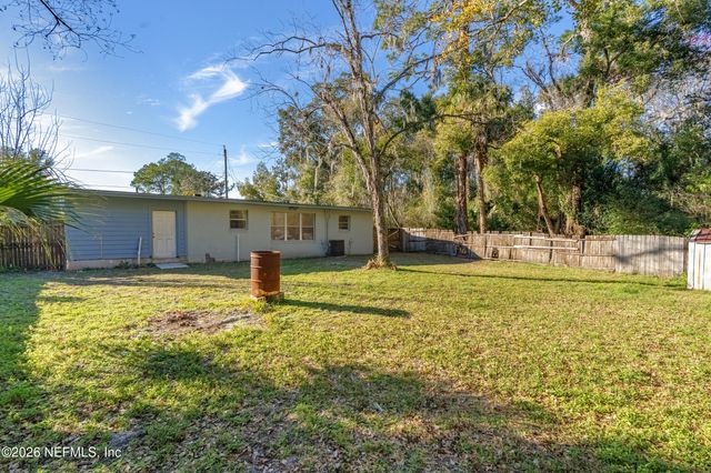 8843 DARLINGTON Drive, Jacksonville, FL 32208