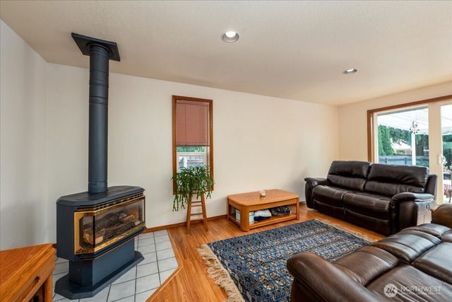 1218 SE Wickie Place, Tumwater, WA 98501