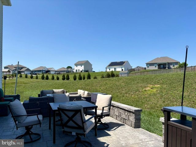 9907 ROULETTE DR, Hagerstown, MD 21740