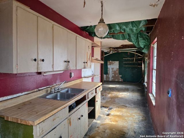 3111 Kiowa, San Antonio, TX 78211