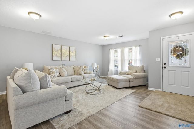 195 Farmington Drive, Harvest, AL 35749