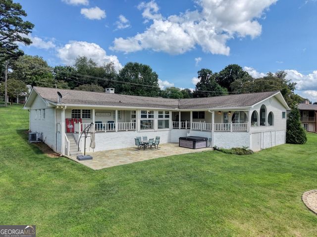 787 Hiawassee Estates Drive, Hiawassee, GA 30546