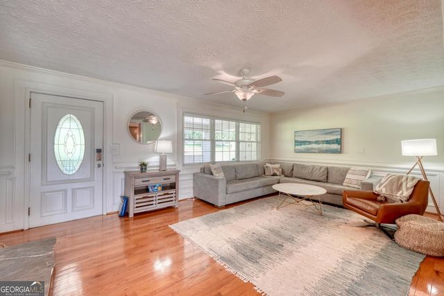 787 Hiawassee Estates Drive, Hiawassee, GA 30546