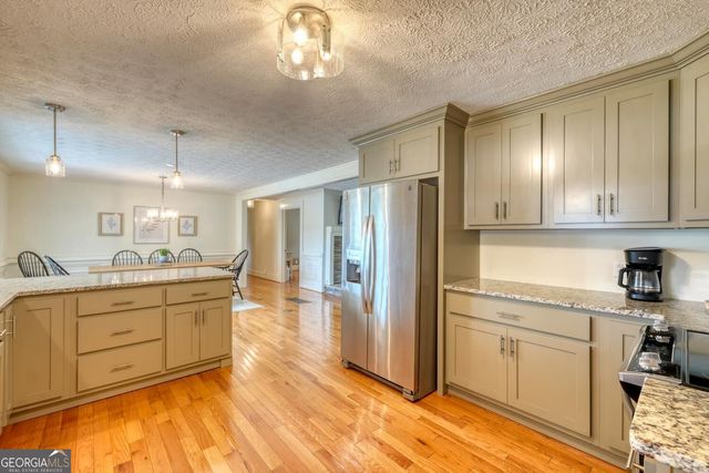 787 Hiawassee Estates Drive, Hiawassee, GA 30546