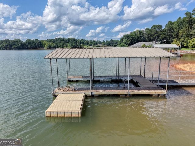 787 Hiawassee Estates Drive, Hiawassee, GA 30546