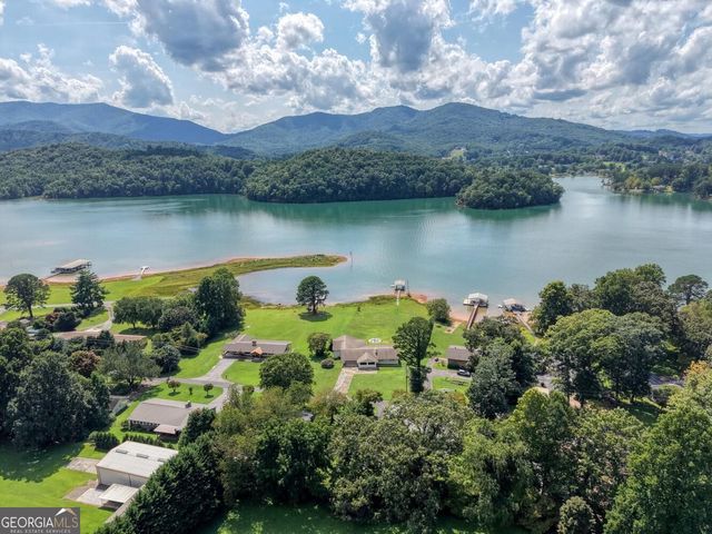 787 Hiawassee Estates Drive, Hiawassee, GA 30546